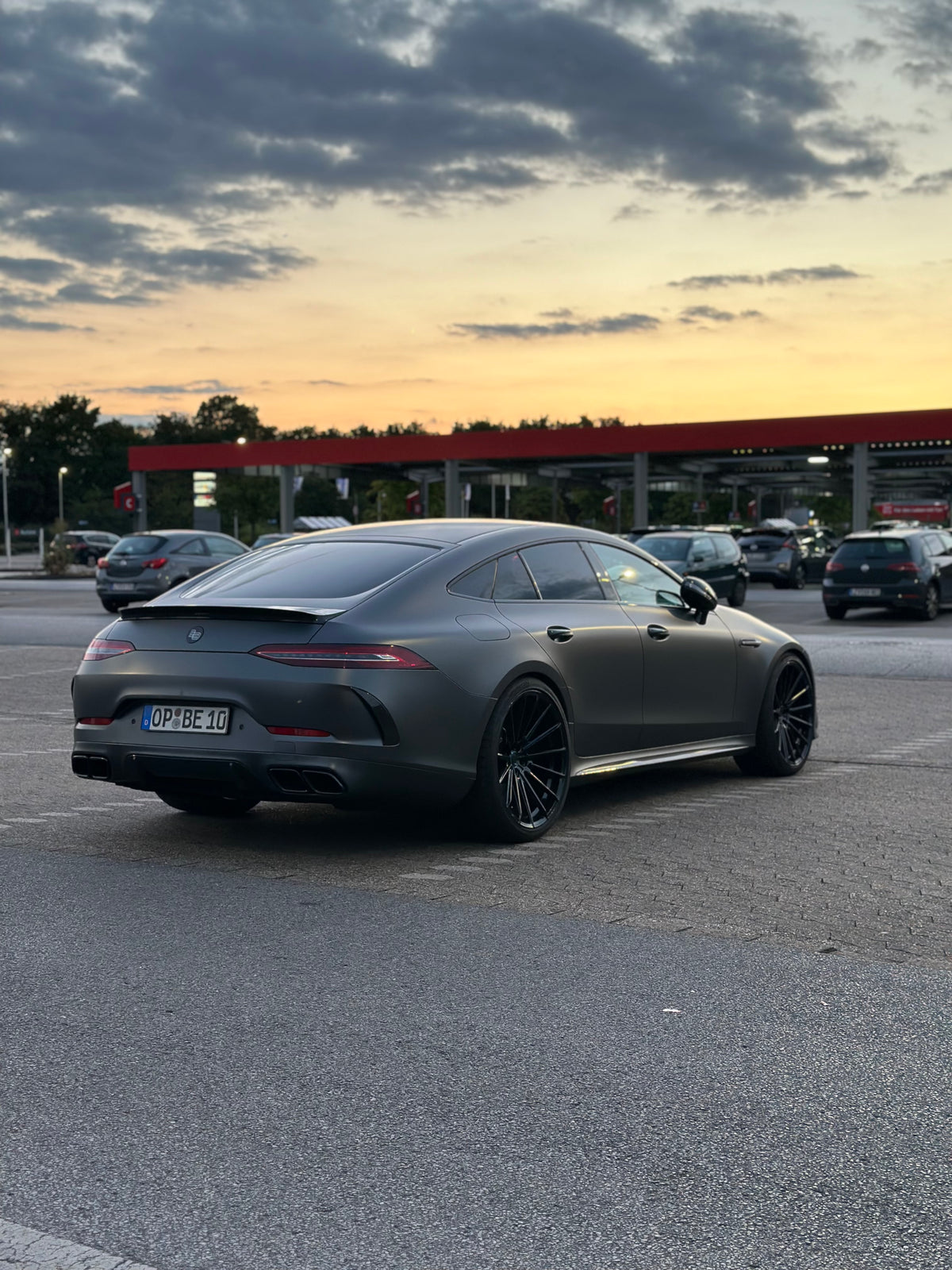Mercedes-Benz AMG GT 53 4MATIC 490PS – MANUFAKTUR Carbon Leder
