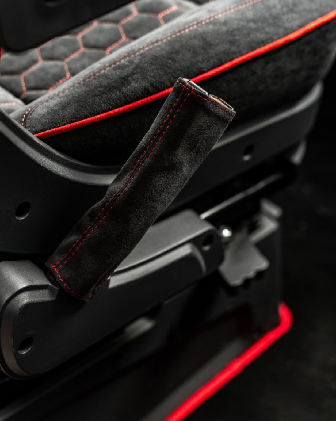 Alcantara Gurtschlossbezüge 135mm für Auto Gurte Anschnaller