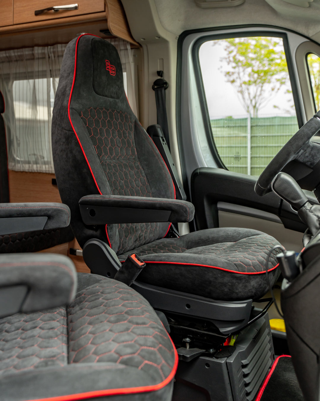 Wohnmobil Kastenwagen Sitze beziehen mit Alcantara