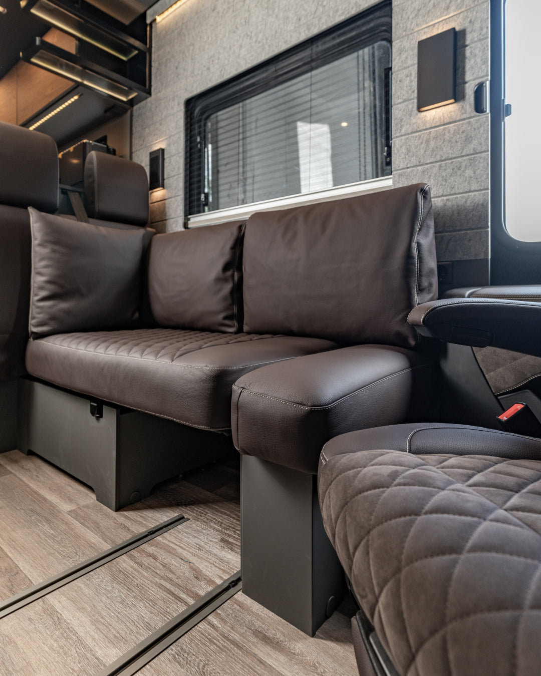 Wohnmobil Liner Sitze beziehen mit Echtleder