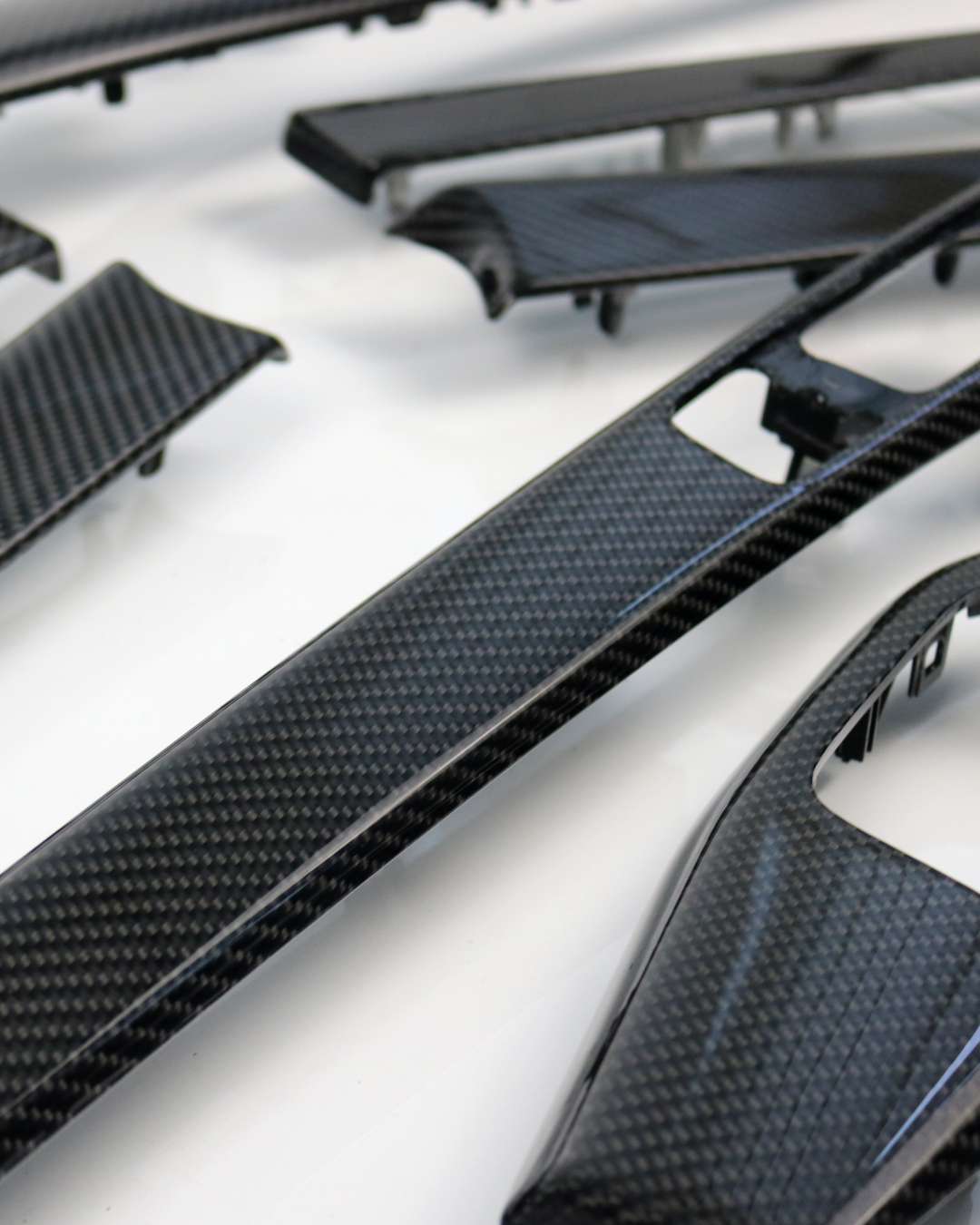 Carbon Interieurleisten passend für Audi B9 A4 S4 RS4